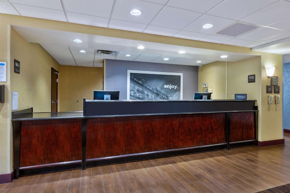 Hampton Inn By Hilton Waterbury